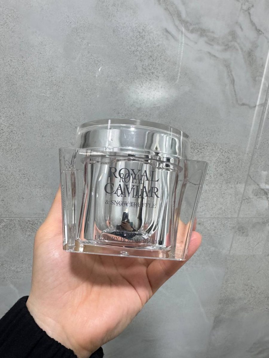 Королевский ритуал ухода с кремом из черной икры